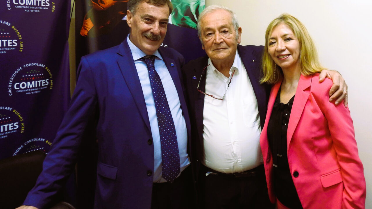 Lo scrittore siciliano Enzo Randazzo, è stato candidato al Premio Nobel per la letteratura 2025