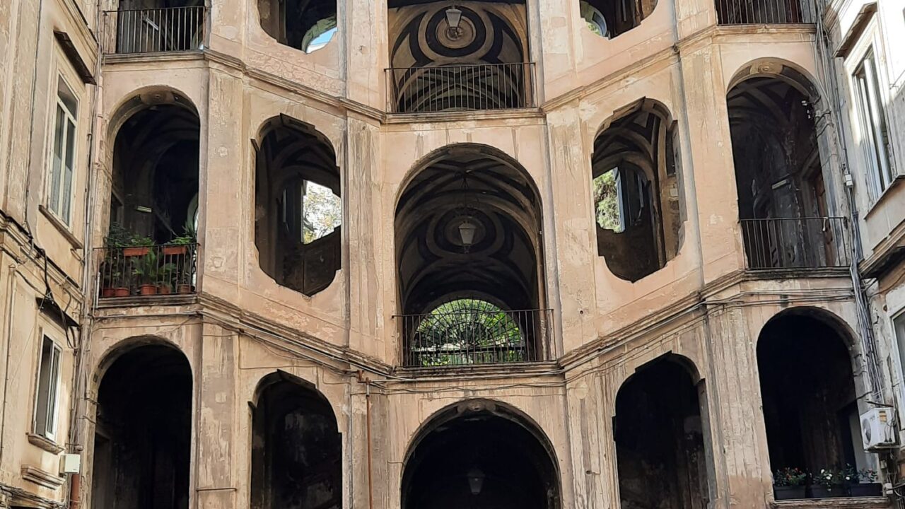 NAPOLI CONTINUA A CAMBIARE